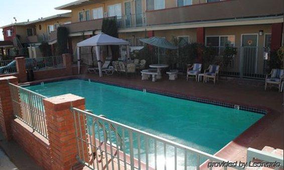 Travel Inn & Suites Victorville Exterior foto