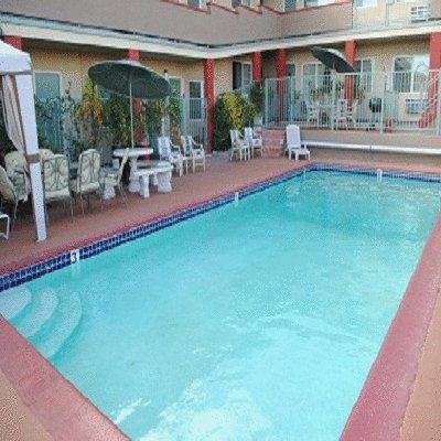 Travel Inn & Suites Victorville Einrichtungen foto